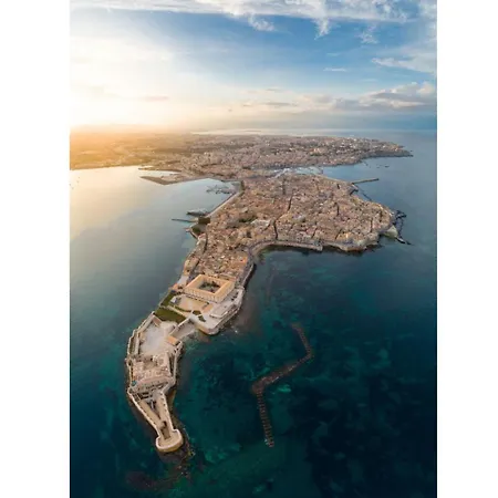 Palazzola *